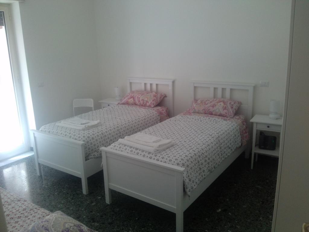 Bed and Breakfast Domus Aurea à Naples Extérieur photo